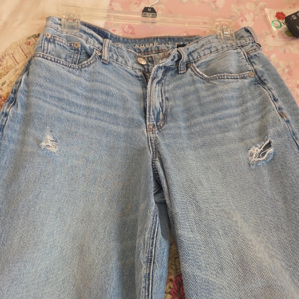 American Eagle Outfitters Women's Casual Light Denim Boyfriend Jeans